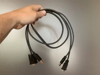 VGA kabel 1,5m s přidruženým USB kabelem (A+B)