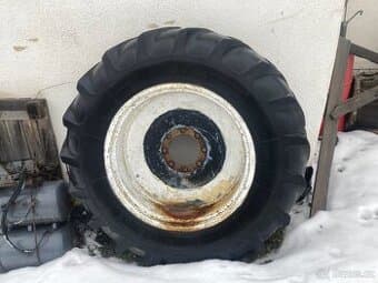 Zadní kolo krystal 18,4-34