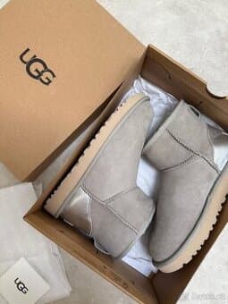 UGG kotníkové boty limitovaná edice NOVÉ