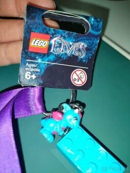 Sběratelský přívěsek Lego Elves