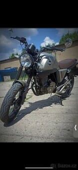 Prodám motorku maxon 125