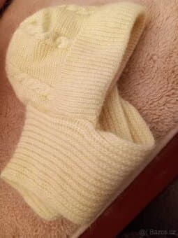 čepice se šálou, měkká plet, šály  .