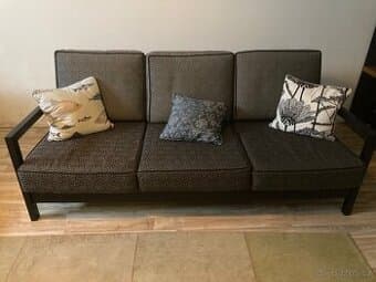 Šedá pohovka IKEA Lillberg