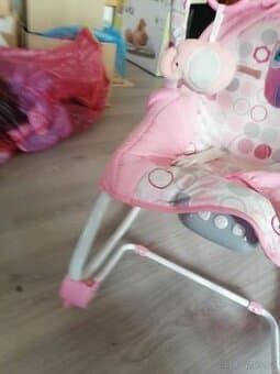 Dětské lehátko vibrační