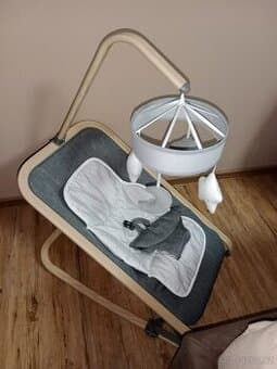 Kojenecke lehátko,  houpátko,  jídelní židlička ikea, ohříva