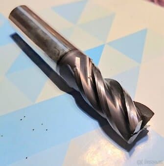 Prodám tvrdokovovou frézu pr. 16