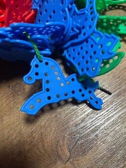 Zvířátka - provlékání