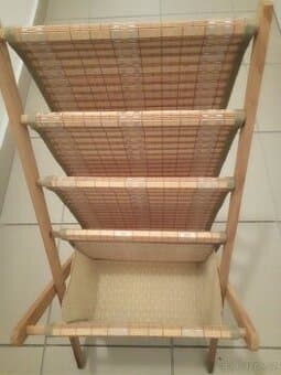 Bambusový stojan na časopisy