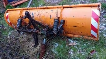 Radlice a sypač z M26