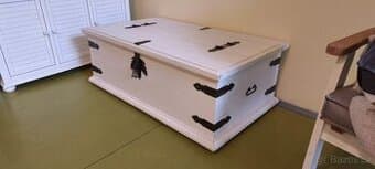 Truhla masivní dřevo