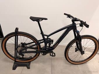 TREK FUEL EX 8 XT GEN 6 NAUTICAL NAVY/SATIN MERCURY