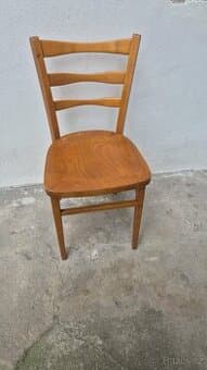 Retro židle (č.194) s novým lakem