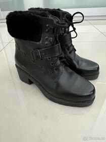Dámské kotníkové boty s kožíškem – vel. 37