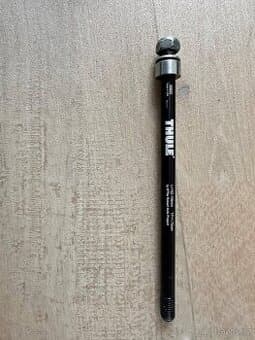 TH20110732 -Axle Thule Maxle / Trek 192-198 mm (M12X1.75)