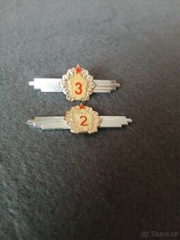 Prodám vojenské odznaky