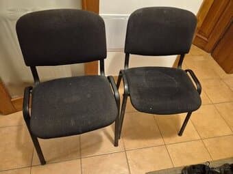 Starší židle za odvoz