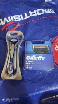 Holicí strojek Gillette proglide