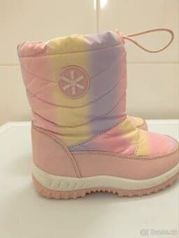 Dívčí sněhule vel. 30