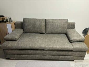 Rozkládací sedačka s úložným prostorem