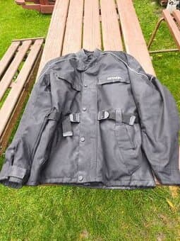 Bunda na motorku Spark