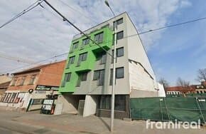 Pronajem garážového stání