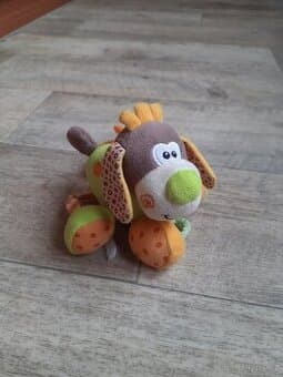 Závěsná hračka - pes