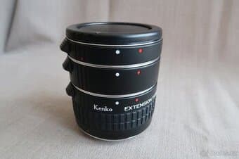 Mezikroužky Kenko pro Canon.