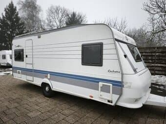 Hobby 540, SOLÁR, předstan, 100km/hod, zateplený na zimu