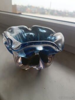 Prodám vázu a popelniky