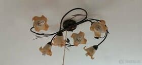 Lustry a nástěnná světla