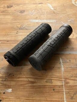 Gripy Raceface_PRODANO