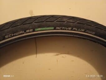 Prodám pláště na kolo SCHWALBE ACTIVE PLUS 28 x 2