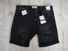 Nové značkové džínové kraťasy Pull&Bear (Španělsko)