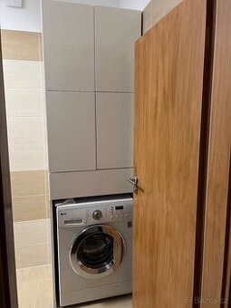 Skříňka na pračku