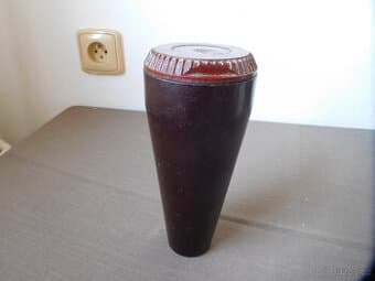 BAKELITOVÉ POUZDRO NA ROZNĚTKU - 2