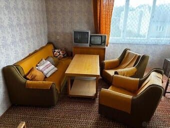 Sedaci souprava se stolkem