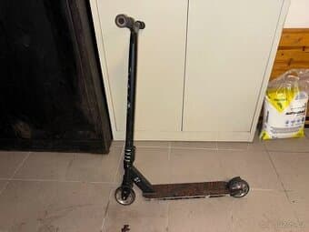 Freestyle koloběžka - Street Surfing