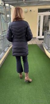 MODRÝ PĚŘOVÝ KABÁT VEL.38 PC 239,- EUR