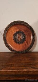 dřevěný závěsný talíř Waršava