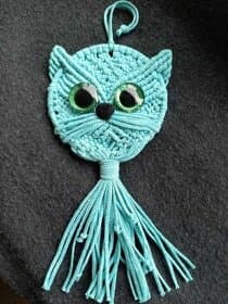 Ručně drhaná kočička - boho dekorace - mátová