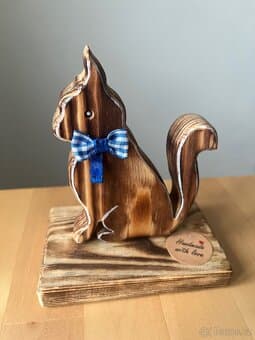 Dřevěná dekorativní kočka