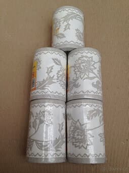 Nová samolepící bordura CANDIS B111