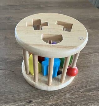 Dřevěná hračka - vkládačka