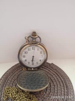 Prodám staré kapesní hodinky po otci za 990 Kč