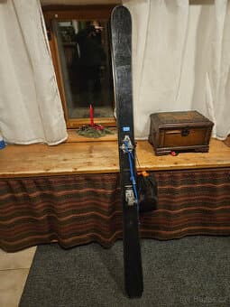 Armada declivity 176 – skialpy (pásy-vázko-ski)