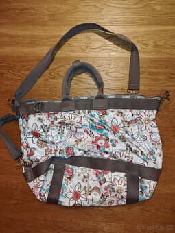 Sportovní taška LeSportsac