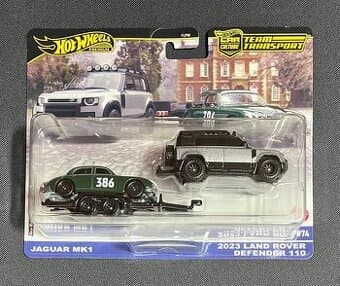 Hot wheels Jaguar Team transport