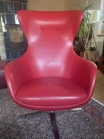 Designové kožené otáčecí křeslo Egg