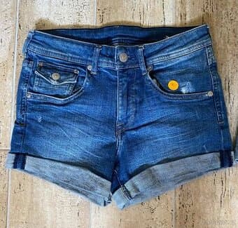 Kraťasy riflové v. 34-36