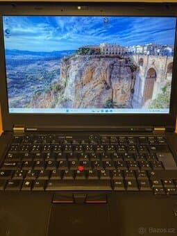 Lenovo notebook – i5 / 12 GB RAM / SSD / Windows 11 Pro